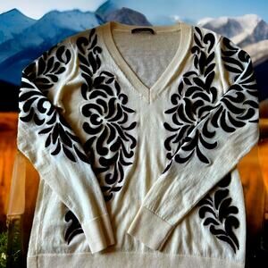 Rachael Roy Embroidered sweater Cottagecore MED Merino Wool Blend texture